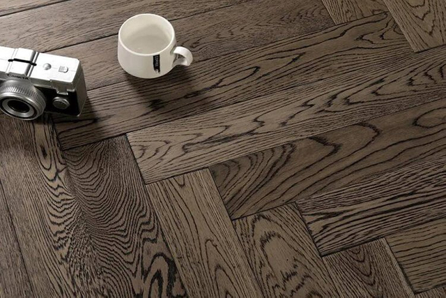herringbone-vinyl-flooring